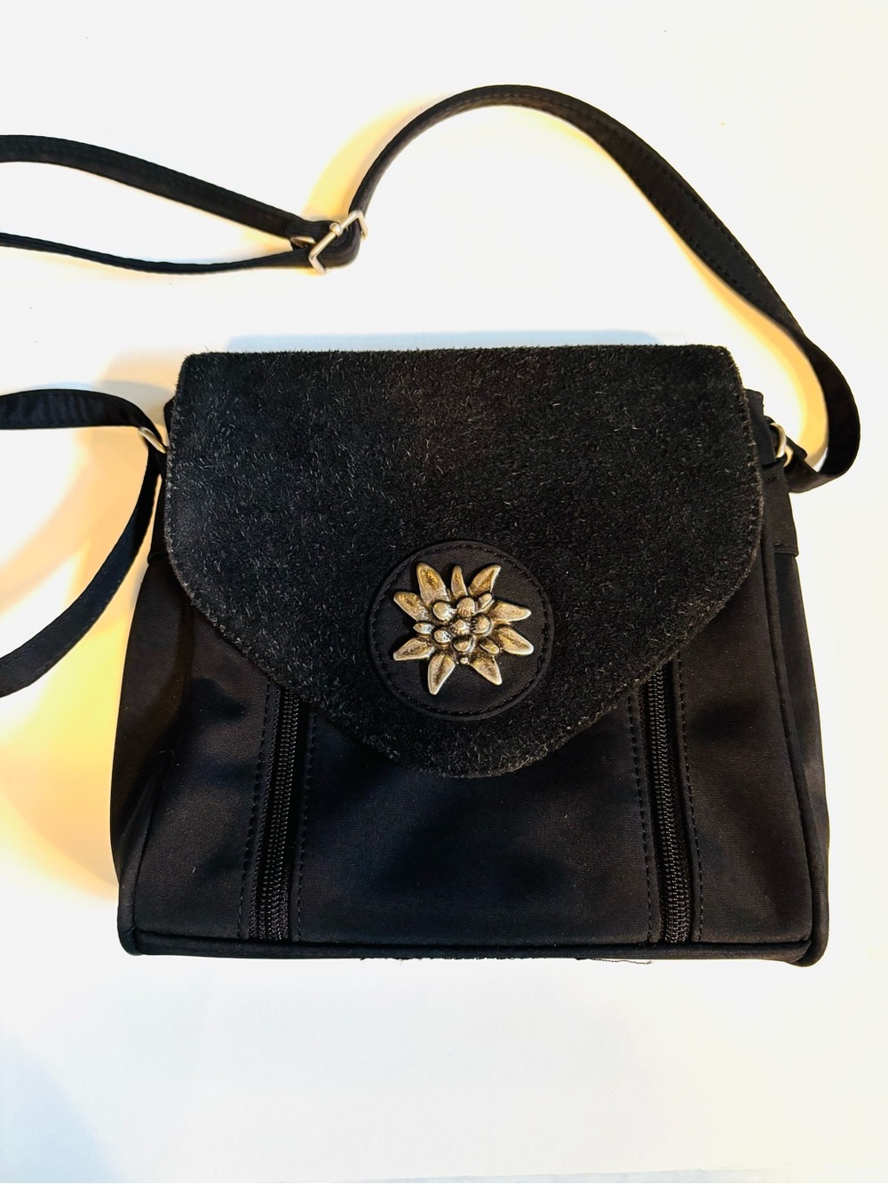Vintage MC German Trachten style suede handbag metal edelweiss flower emblem
